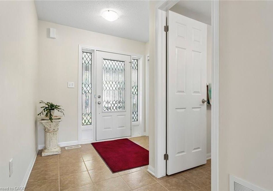 10-klemscott-road-brampton-ontario-40856865