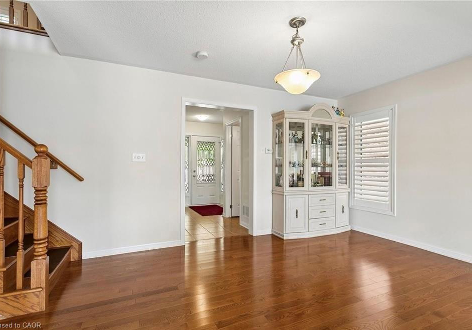 10-klemscott-road-brampton-ontario-40856865
