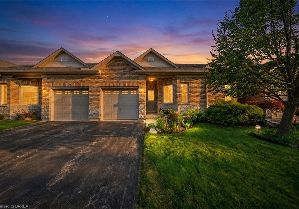 10-cobblestone-drive-paris-ontario-40856867