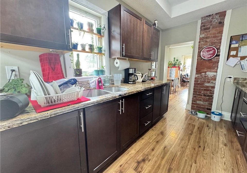 88-queen-street-s-hamilton-ontario-40856871