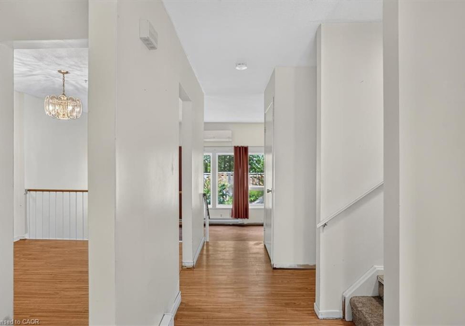2050-uppermiddle-road-burlington-ontario-40856880