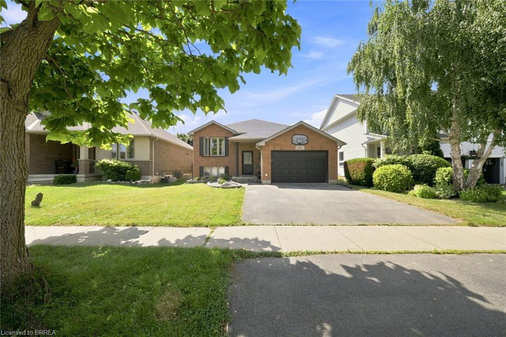 22-osborn-avenue-brantford-ontario-40856886