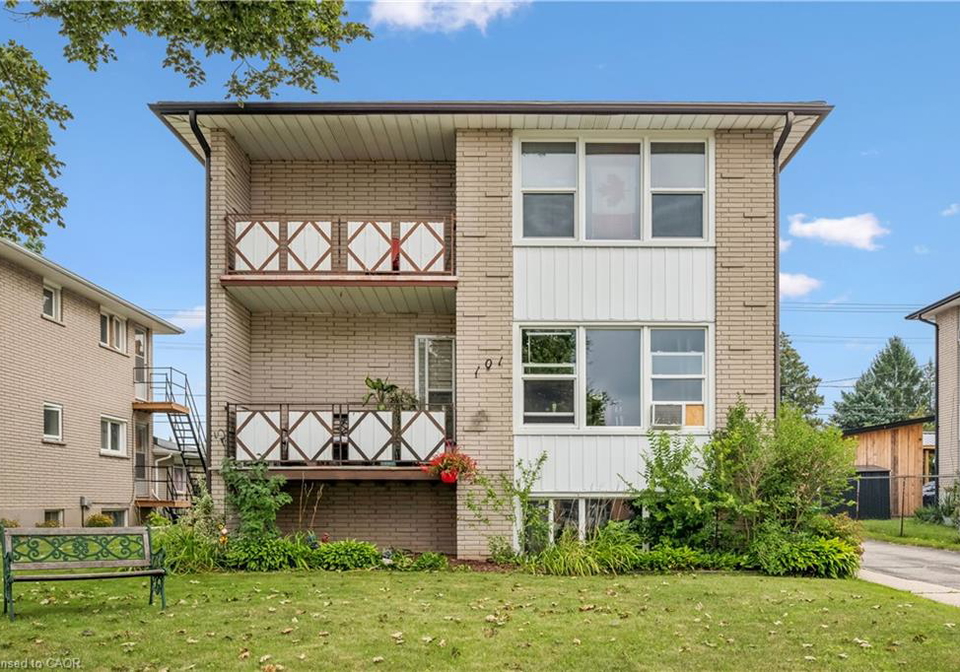 101-secord-avenue-kitchener-ontario-40856887