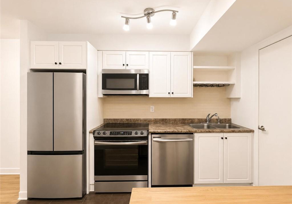 600-fleet-street-toronto-ontario-40856888