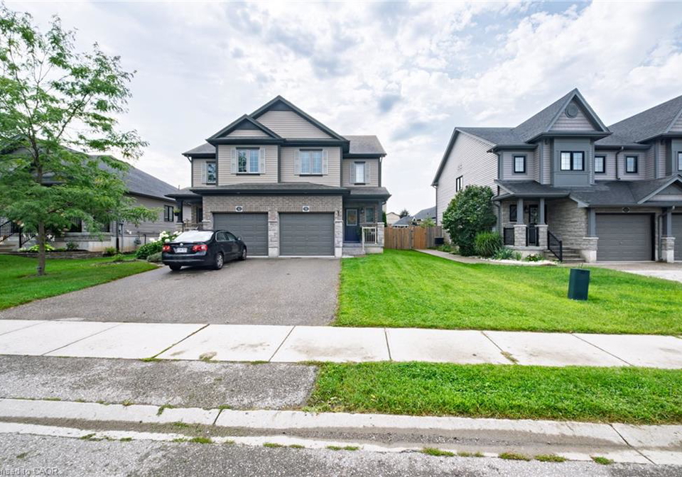 8-basswood-road-simcoe-ontario-40856896