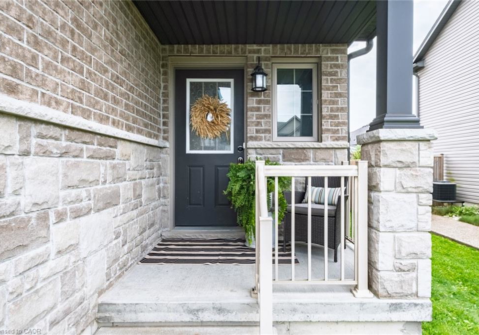8-basswood-road-simcoe-ontario-40856896