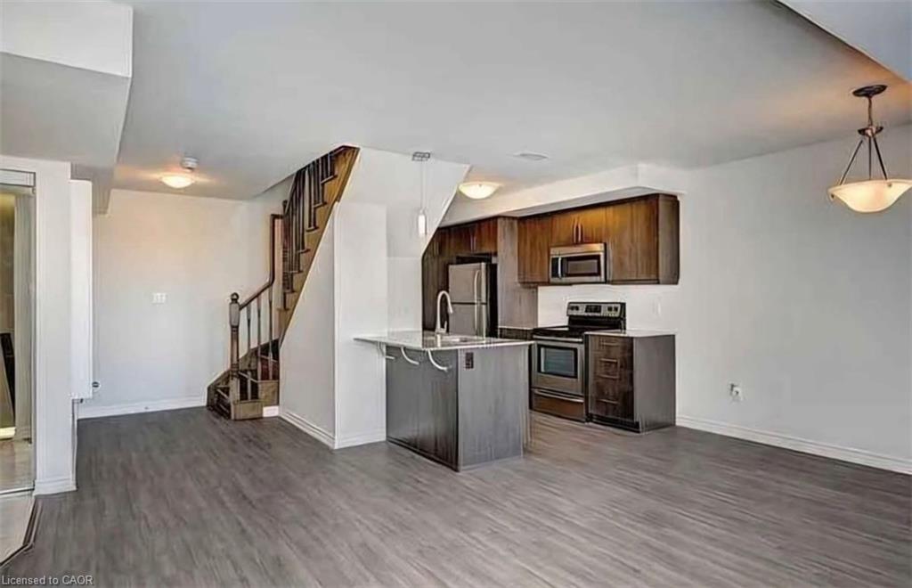 20-daylily-lane-kitchener-ontario-40856897