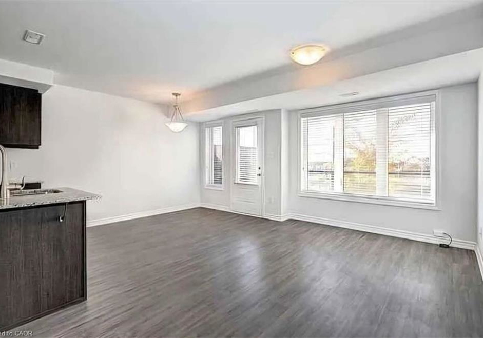 20-daylily-lane-kitchener-ontario-40856897