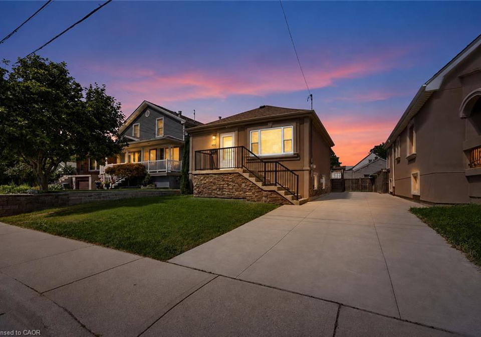 105-munn-street-hamilton-ontario-40856908