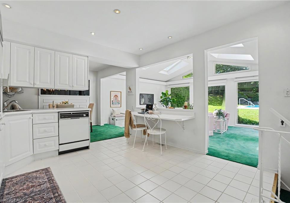 18-battlefield-drive-stoney-creek-ontario-40856933