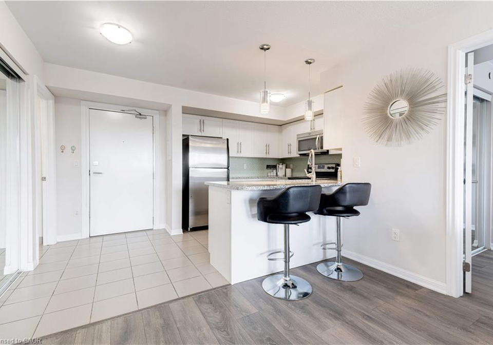 1045-nadalin-heights-milton-ontario-40856940