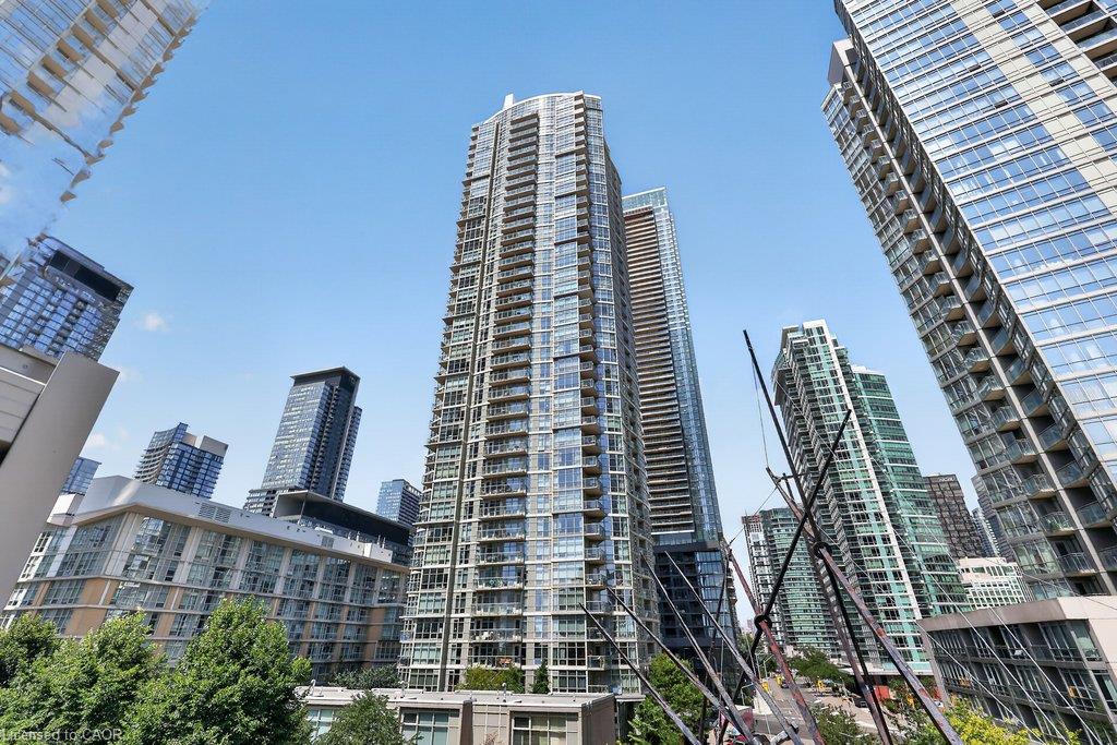 10-navy-wharf-court-toronto-ontario-40856945