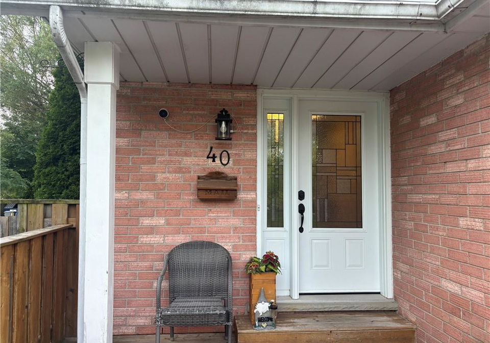 40-caprice-court-kitchener-ontario-40856955