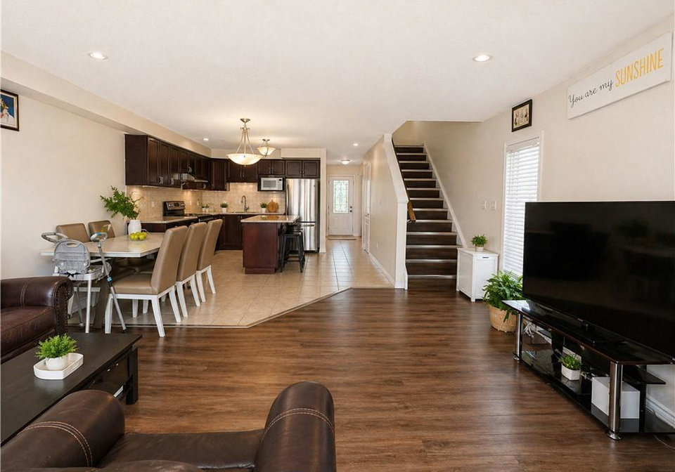 1364-countrystone-drive-kitchener-ontario-40856962