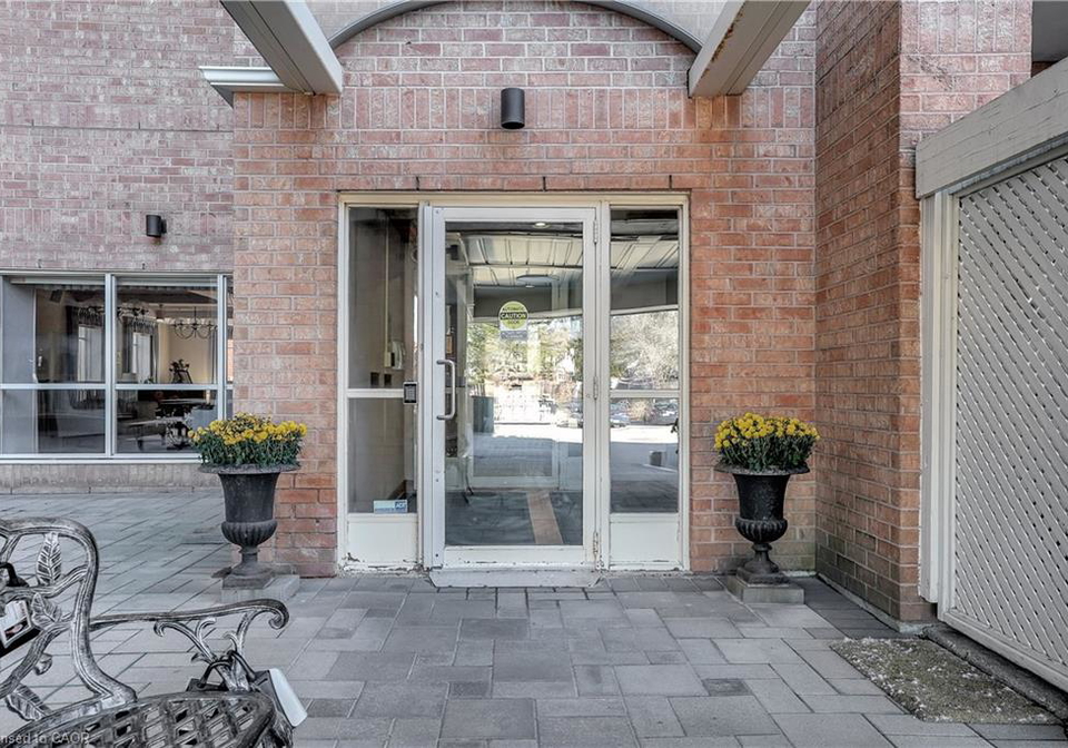 1414-king-street-e-kitchener-ontario-40856977