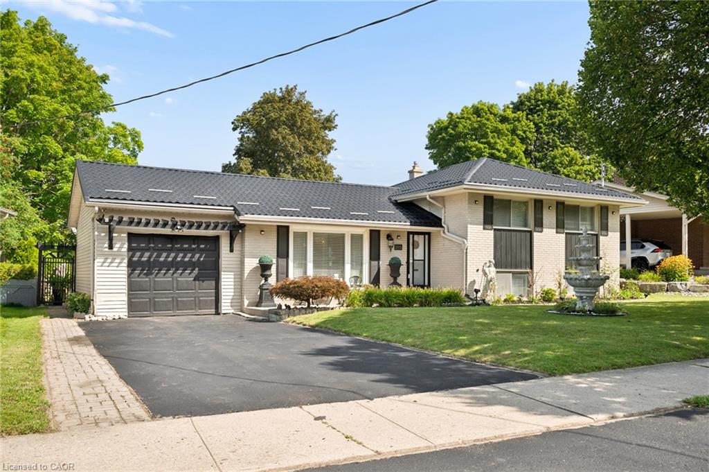 285-stonybrook-drive-kitchener-ontario-40856997