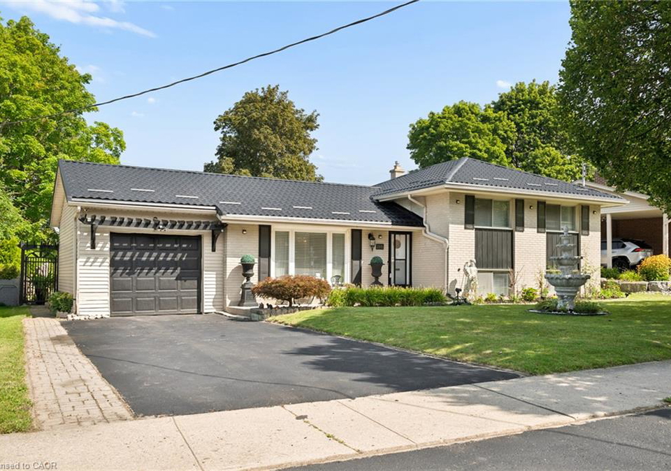 285-stonybrook-drive-kitchener-ontario-40856997