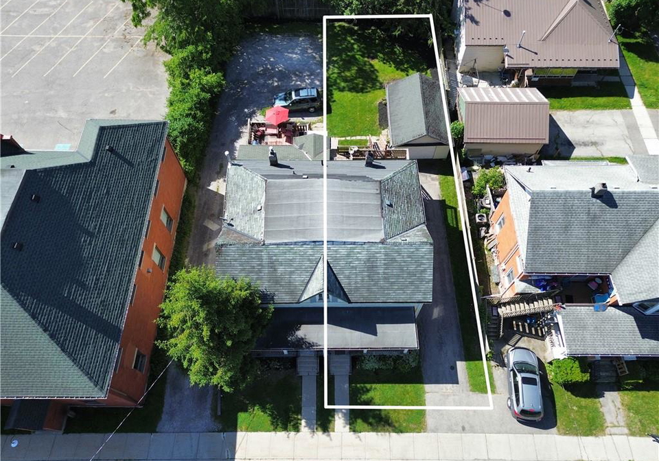 102-stanley-street-simcoe-ontario-40857016