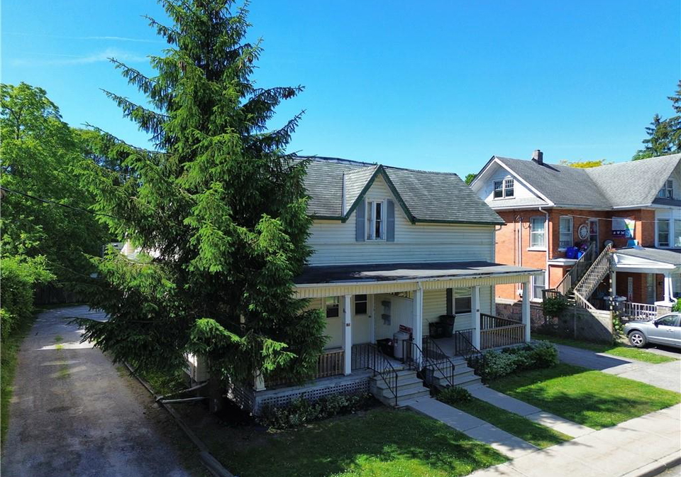 100-stanley-street-simcoe-ontario-40857017