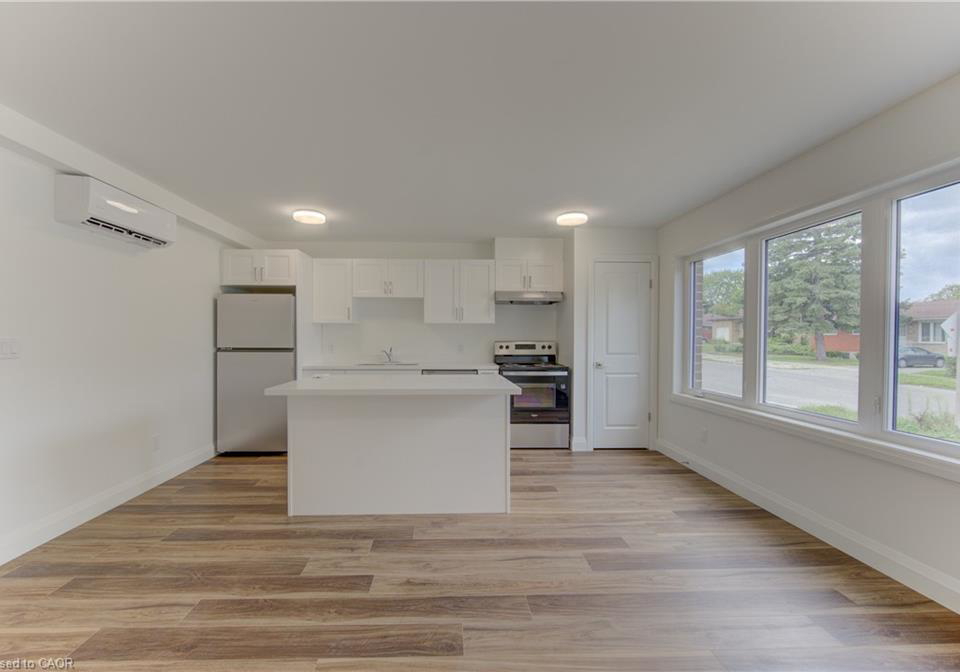 93-kinzie-avenue-kitchener-ontario-40857021