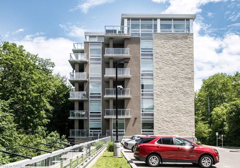 479-charlton-avenue-e-hamilton-ontario-40857028
