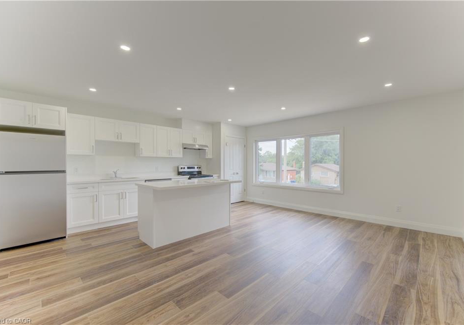 93-kinzie-avenue-kitchener-ontario-40857030