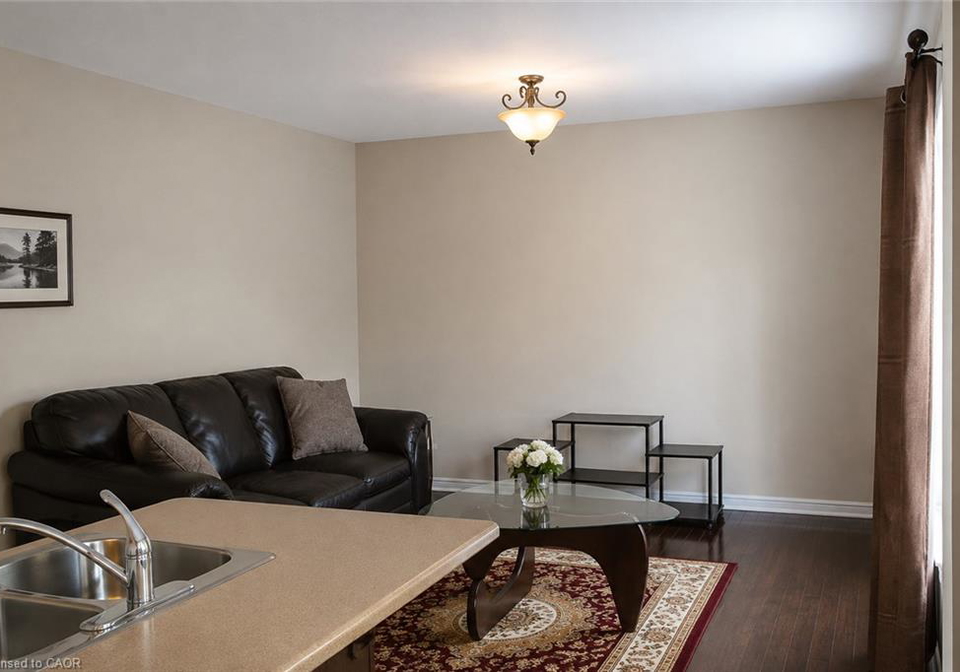 135-chase-crescent-cambridge-ontario-40857038