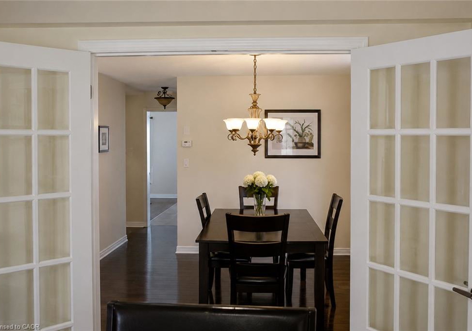 135-chase-crescent-cambridge-ontario-40857038