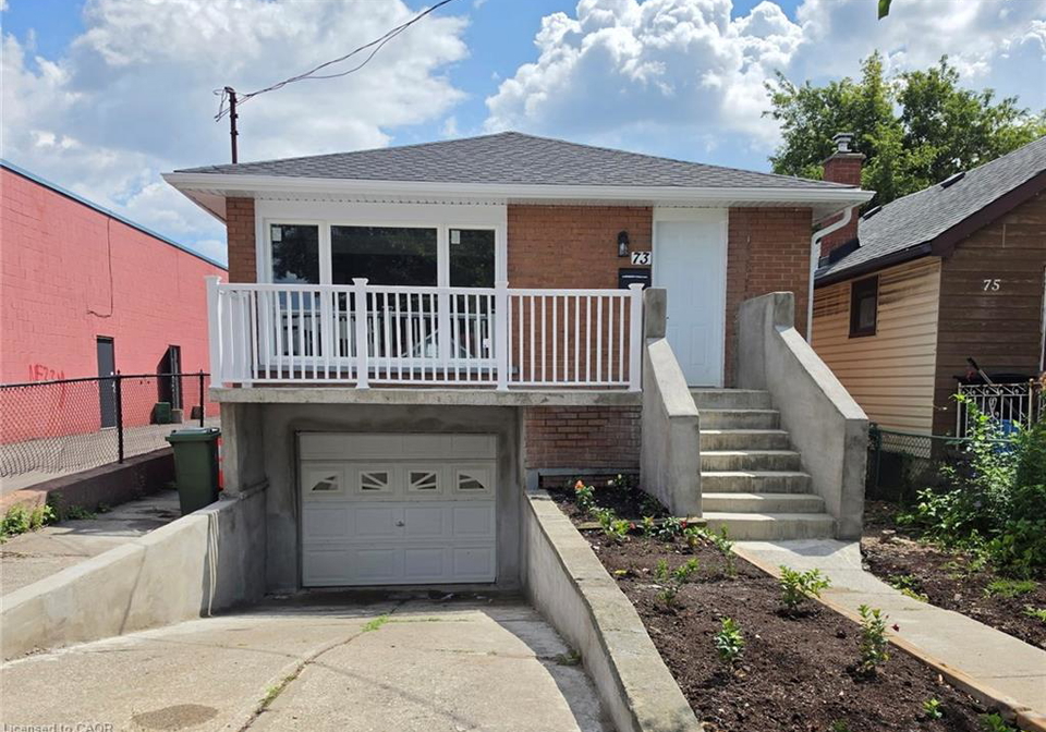 73-adair-avenue-s-hamilton-ontario-40857042
