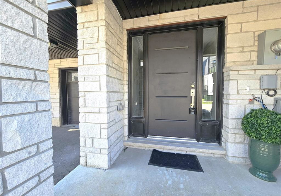 51-sparrow-avenue-cambridge-ontario-40857044