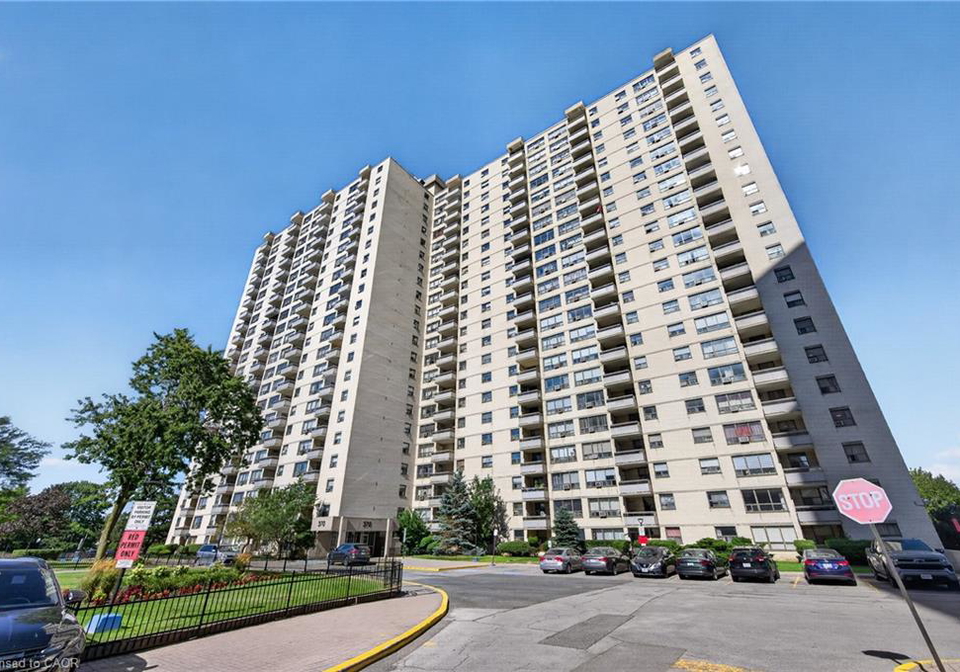 370-dixon-road-etobicoke-ontario-40857048