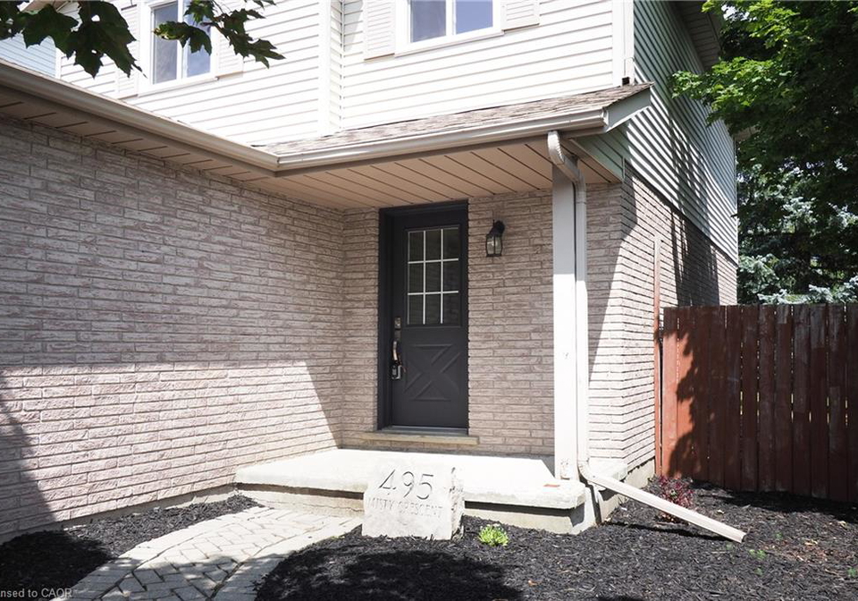495-misty-crescent-kitchener-ontario-40857086