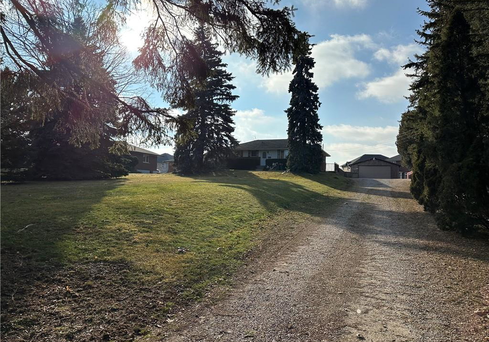 613-rymal-road-w-hamilton-ontario-40857112