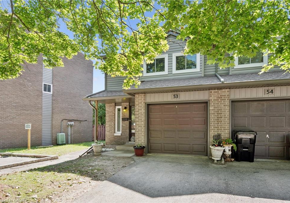 46-cedarwoods-crescent-kitchener-ontario-40857126