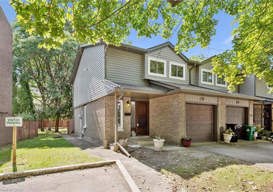 46-cedarwoods-crescent-kitchener-ontario-40857126