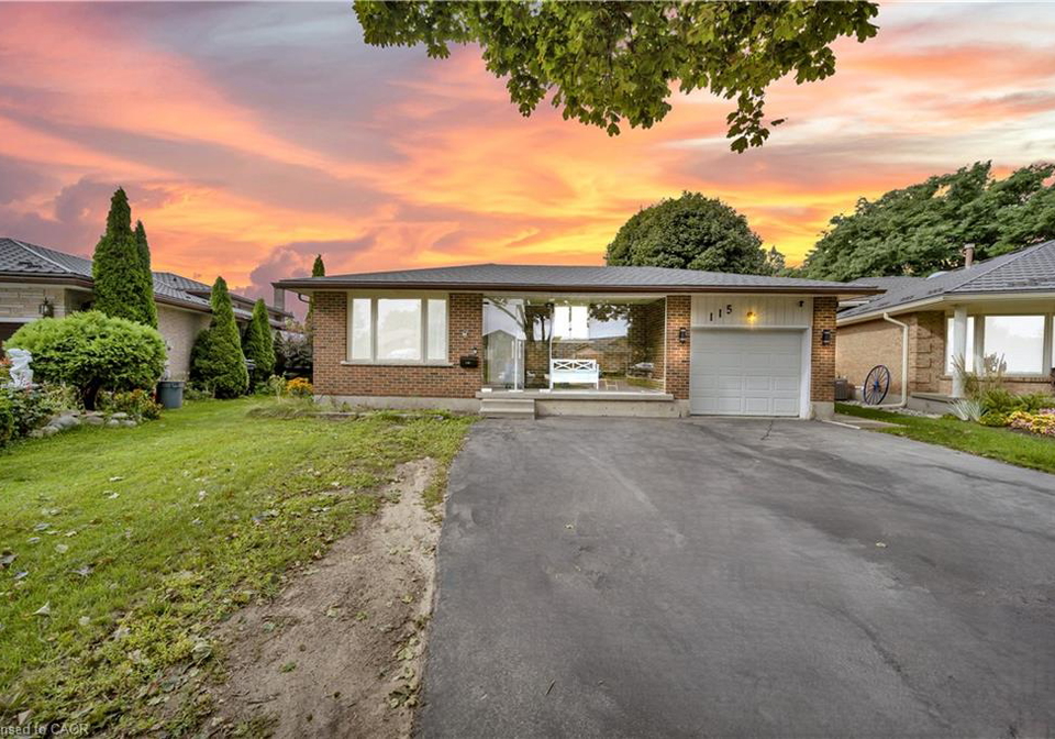 115-countryside-crescent-kitchener-ontario-40857138