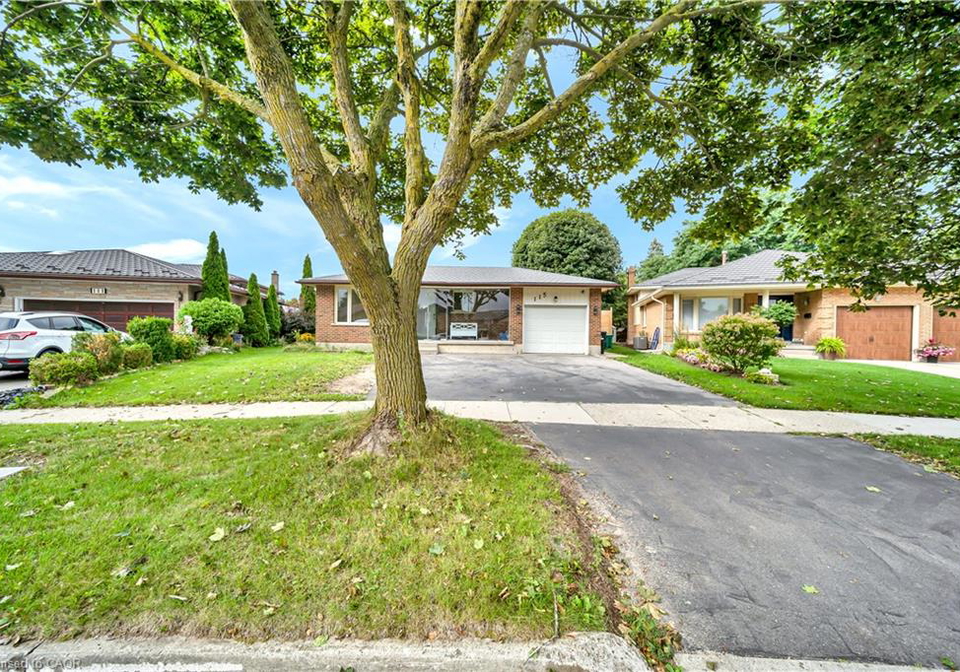115-countryside-crescent-kitchener-ontario-40857138