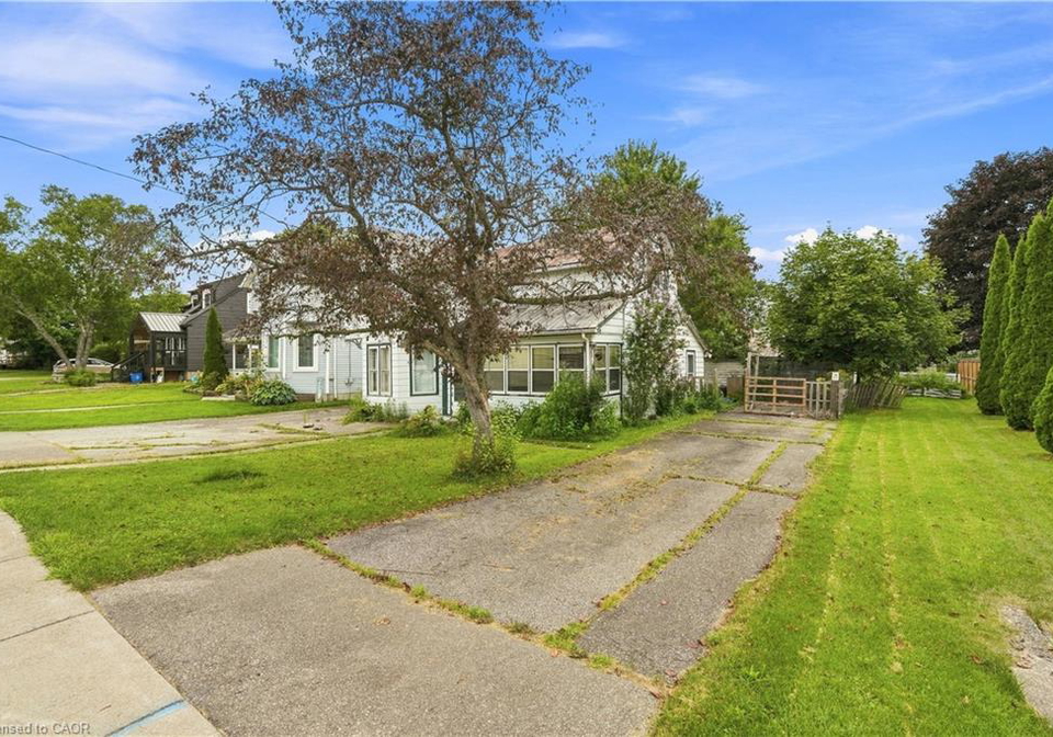 2023-main-street-s-haldimand-county-ontario-40857150