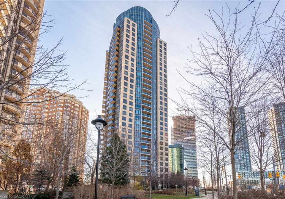 330-burnhamthorpe-road-w-mississauga-ontario-40857176