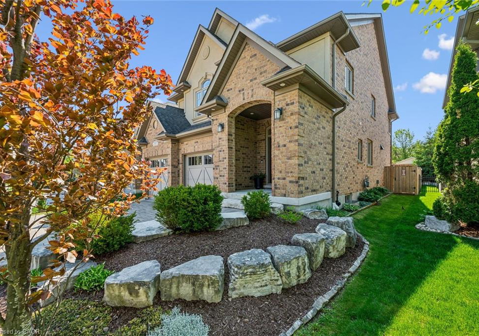 828-copper-ridge-drive-waterloo-ontario-40857192