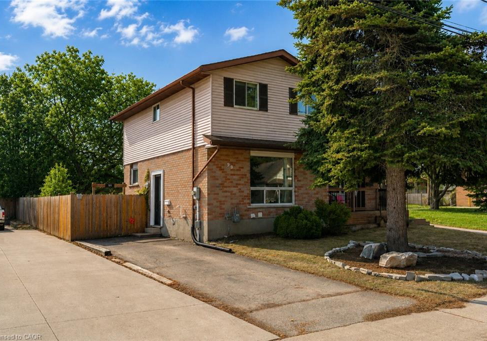 99-emma-street-guelph-ontario-40857198