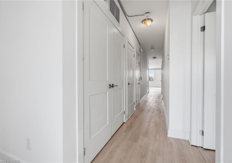 1006-king-street-e-hamilton-ontario-40857205