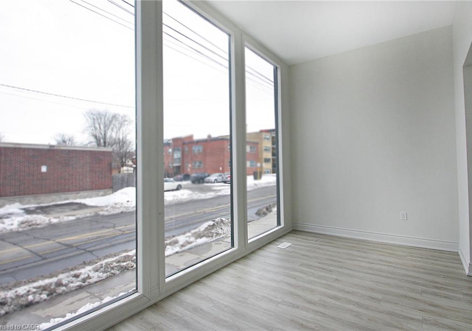 76-wentworth-street-s-hamilton-ontario-40857208