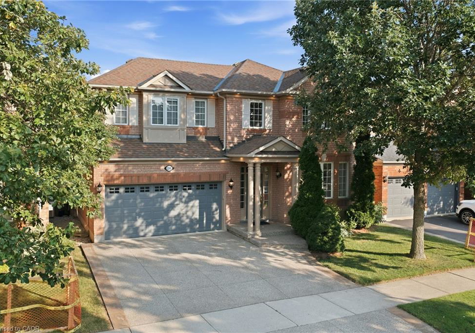 2241-glazebrook-circle-oakville-ontario-40857234