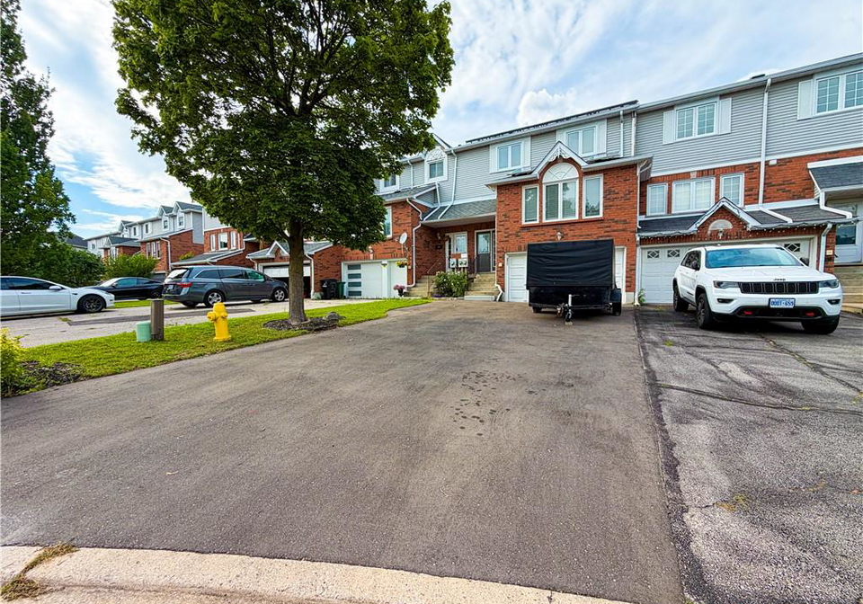 76-fairgreen-close-cambridge-ontario-40857266