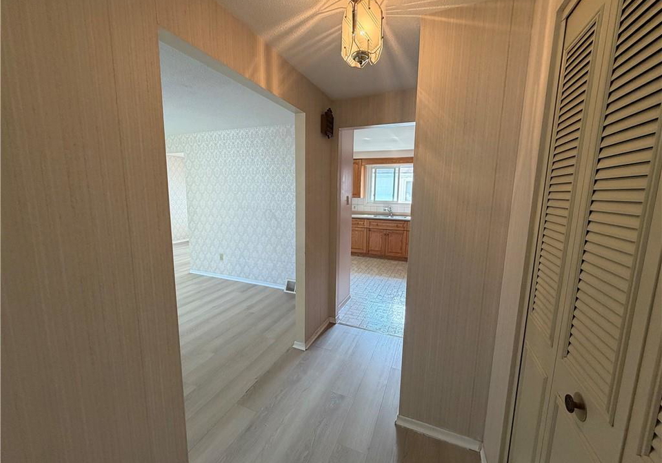 148-pepperwood-crescent-kitchener-ontario-40857283