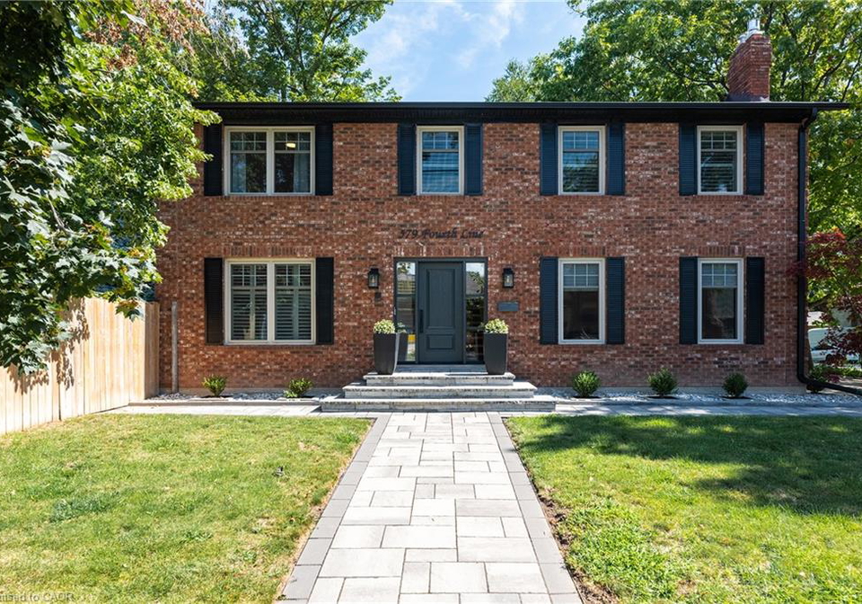 579-fourth-line-oakville-ontario-40857284