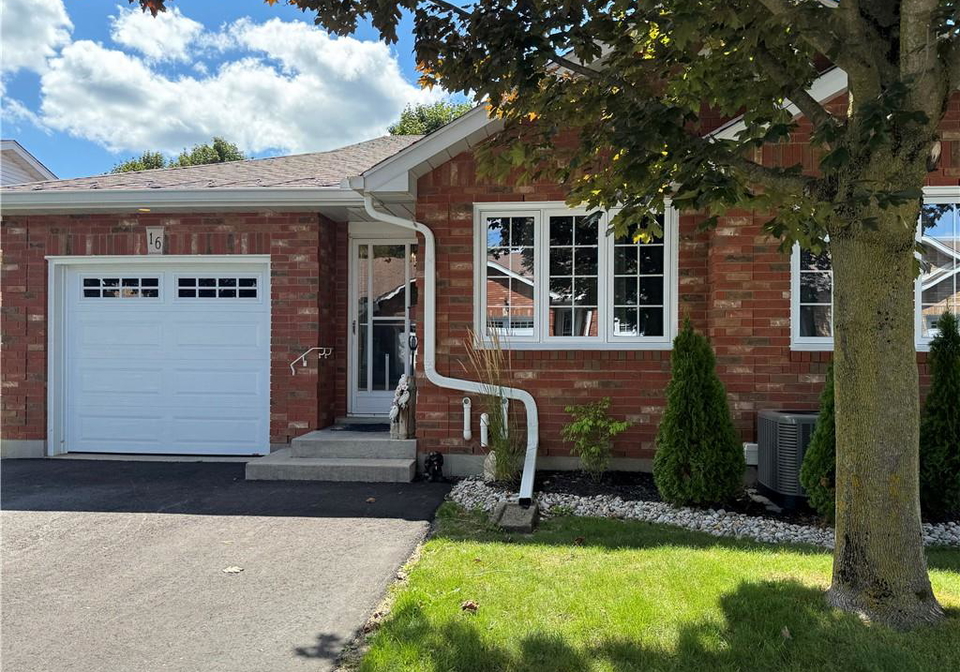 60-whitlaw-way-paris-ontario-40857290