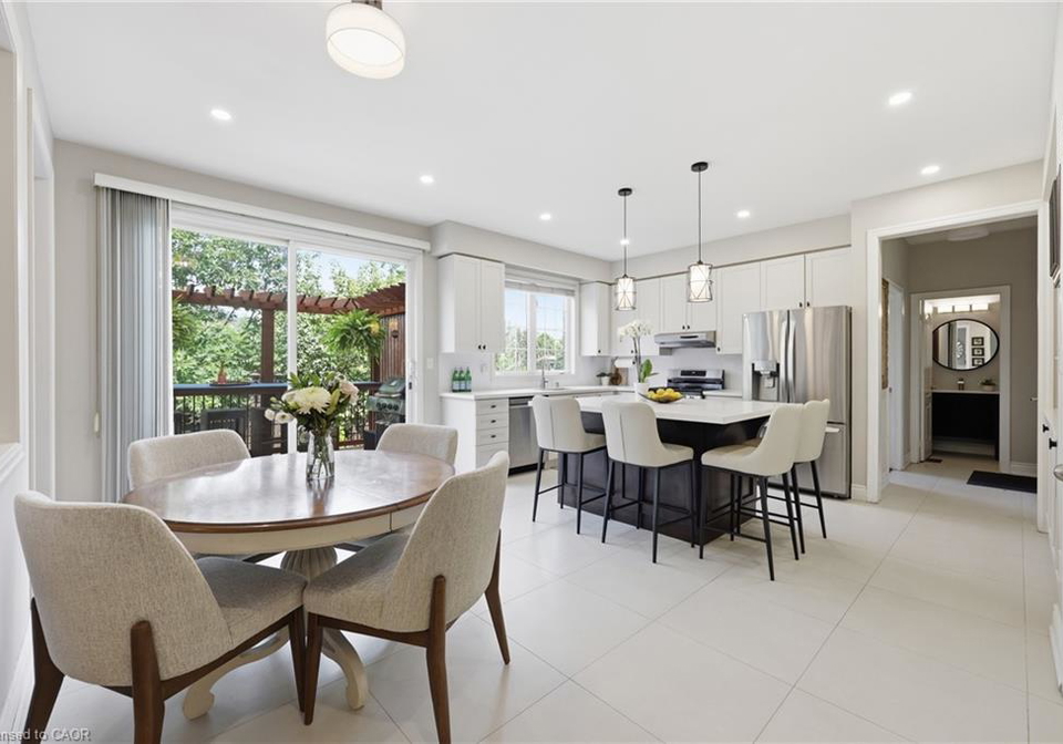 2295-glazebrook-circle-oakville-ontario-40857302