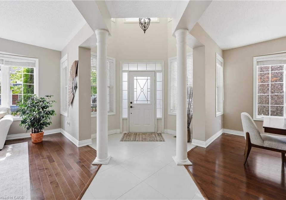 2295-glazebrook-circle-oakville-ontario-40857302